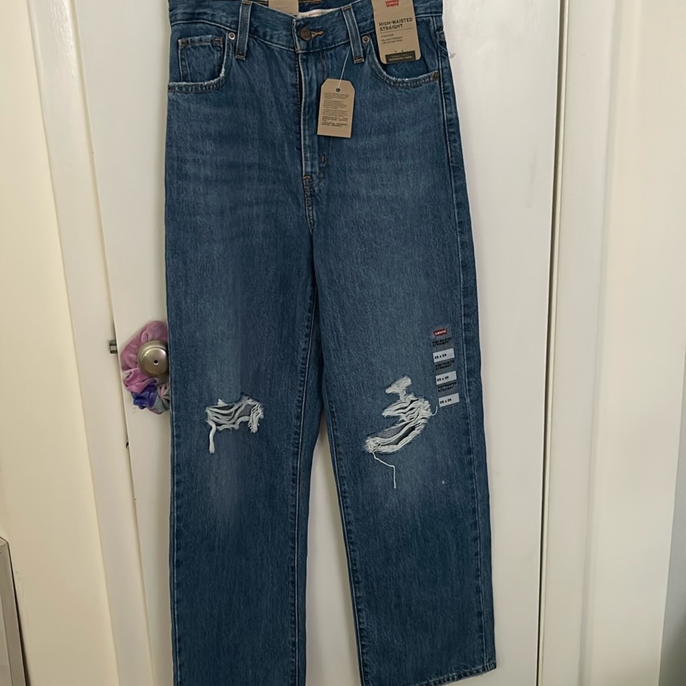 NWT New Levi's High Waisted Straight Jeans New Medium wash zip fly high …